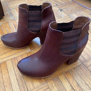 Kork ease burgundy booties